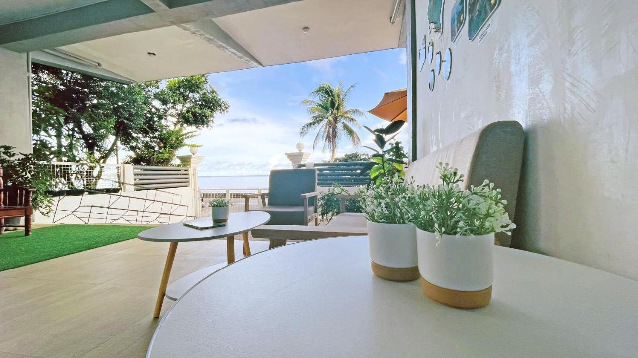 Happy Island Inn Virac Esterno foto